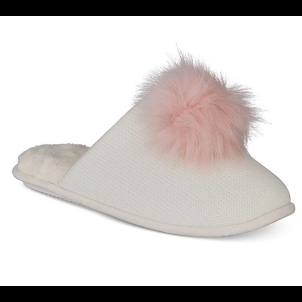 I.N.C. ivory knit faux fur pom Pom slippers  11/12
